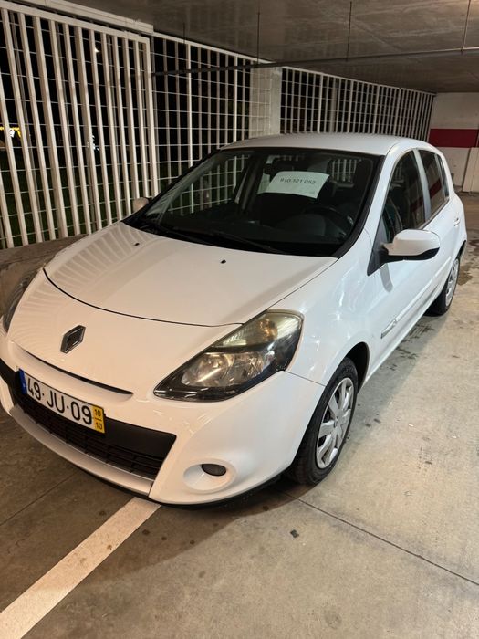 Vende-se  Clio viatura estimada