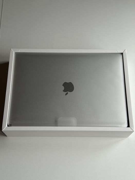 MacBook Pro 13” (A2338) – NOWY, 16GB/512GB, M1