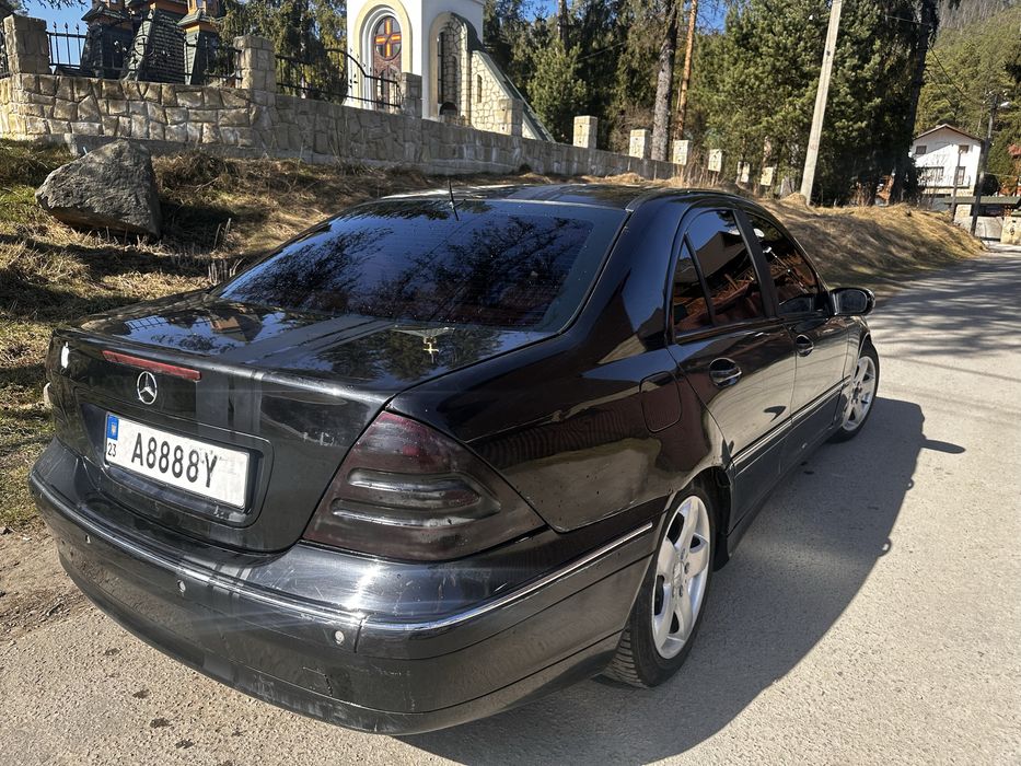 Продам мерседес мотор 2.7