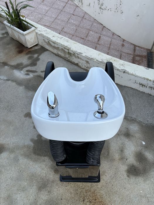 Rampa de Lavagem de Cabeleireiro