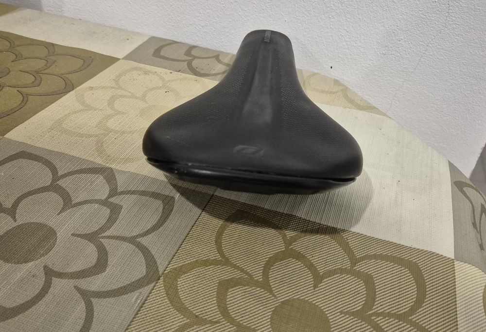 Selim syncros belcarra 130mm