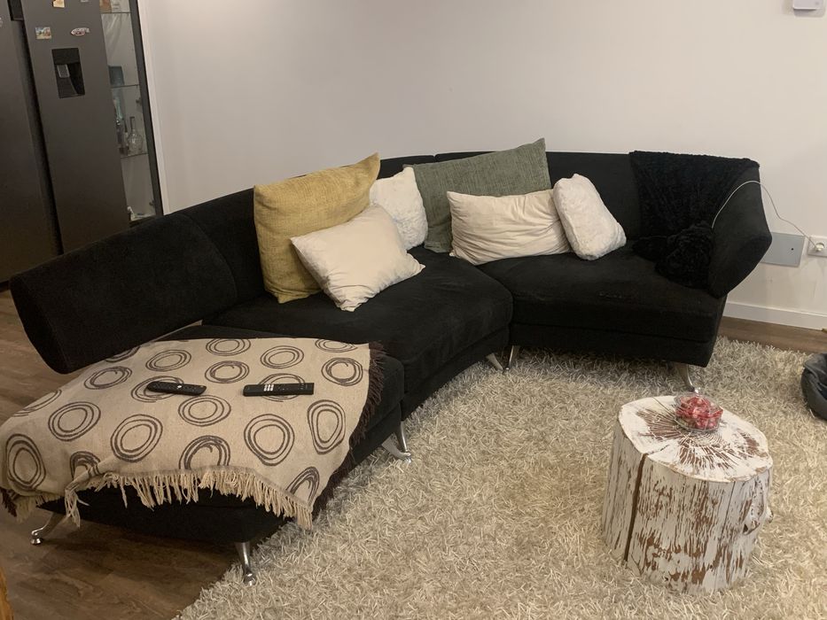 Sofá Curvo Rolf Benz em Camurça (Design Alemão)
