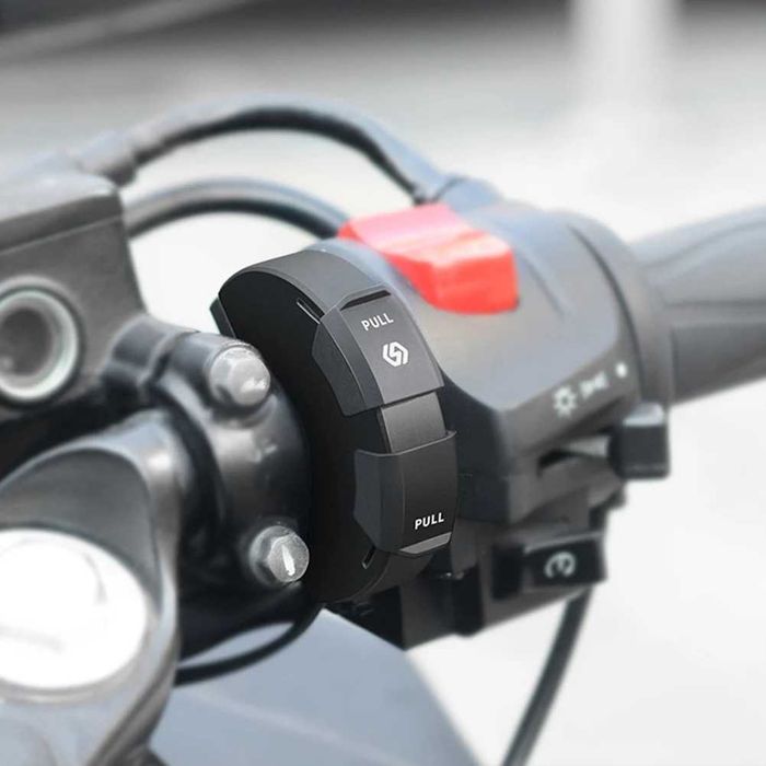Carregador USB Duplo para Moto 30W USB-C + 18W USB-A