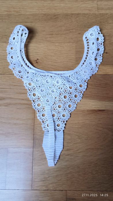 Stringi koronkowe nowe