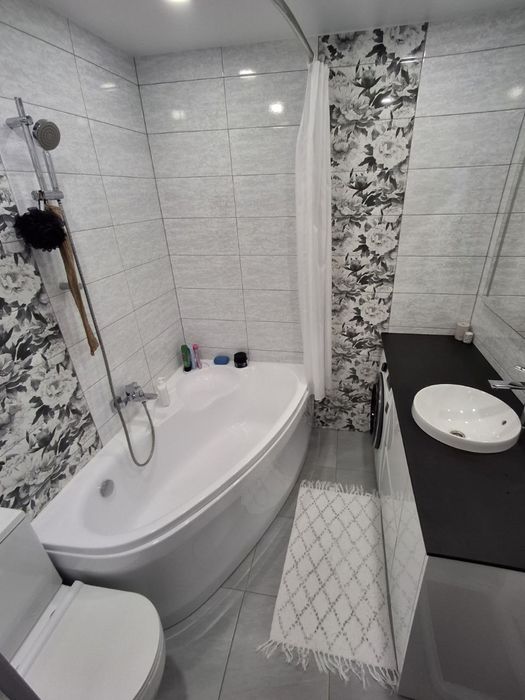 3 кімнатна видова квартира Польова 9493