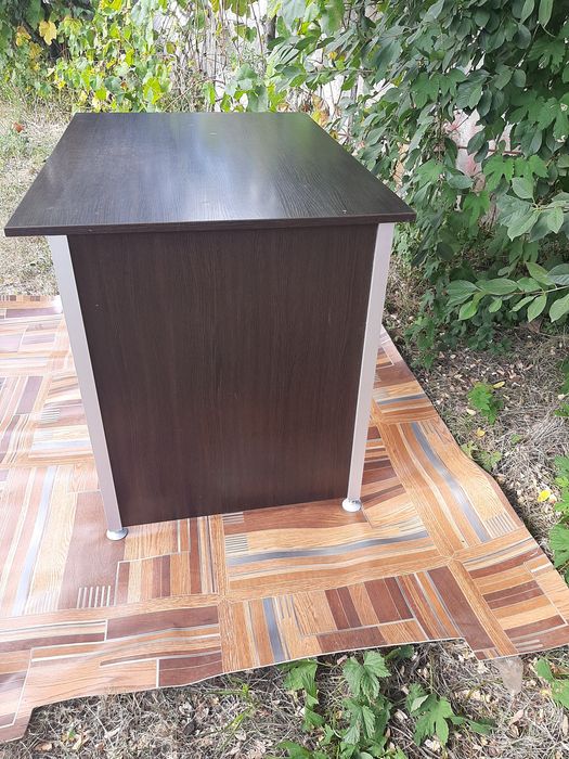 Стол письменный офисный