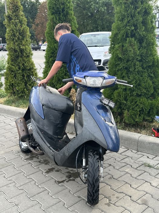 Поодам suzuki lets 3