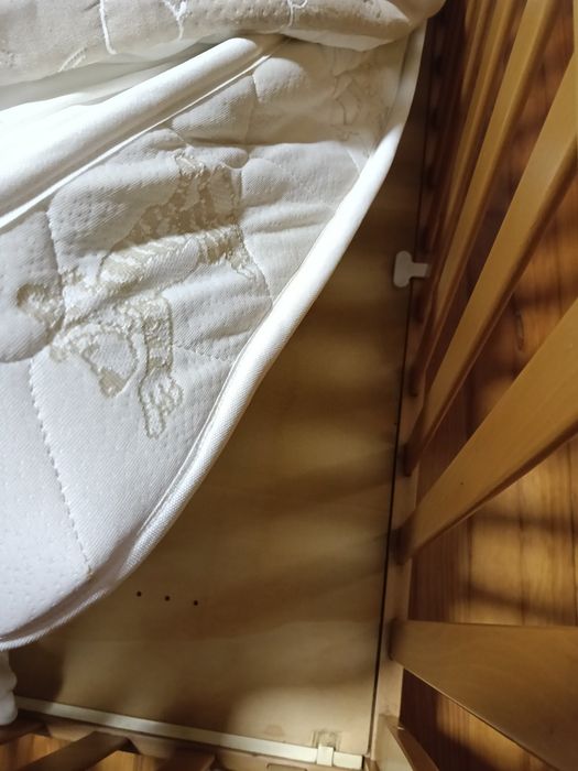 Berço de Bebé + Colchão Incluído