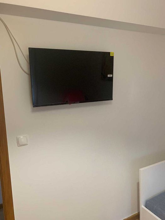 Quarto mobilado na Encarnação | Metro à porta | 530€ com despesas incluídas