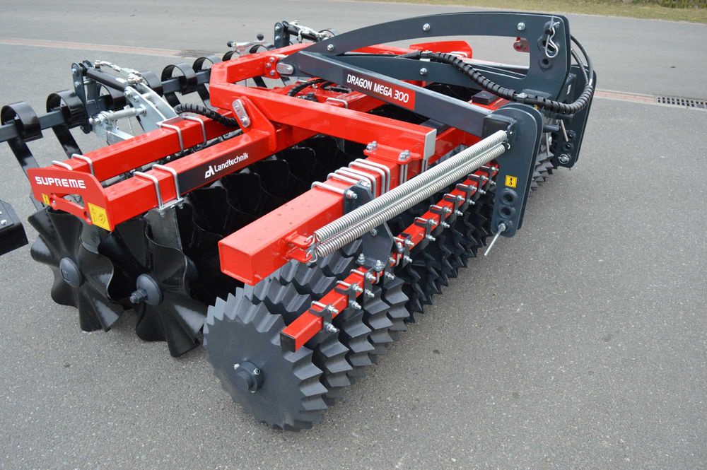 Wał na przedni Tuz Frontpacker Dragon Mega 300 firmy DA Landtechnik