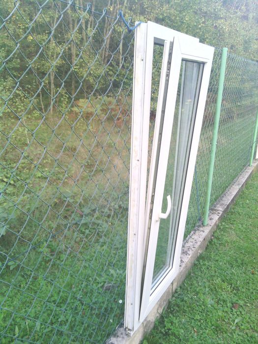 Okno plastikowe białe 60 x 147 otwieralno uchylne