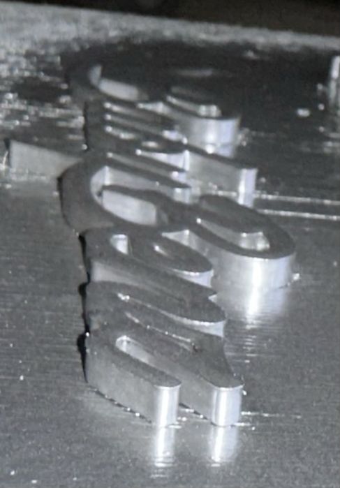 Продам шильдик мерседес w201