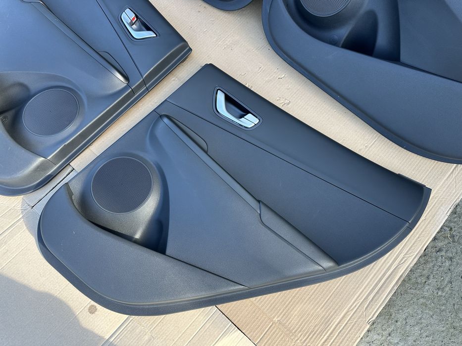 Карта дверей Hyundai Kona Рейстайлінг