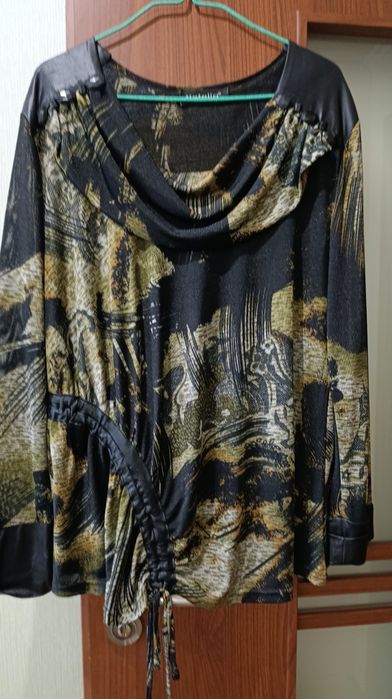 Кофточки 52-54розмір