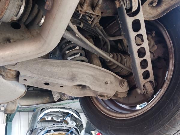 Braço de suspensão trás esquerdo BMW 1 (E87)