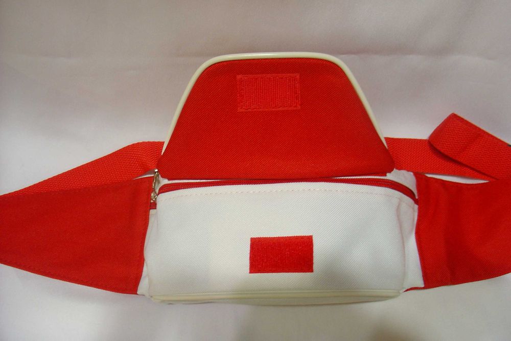 Saszetka , nerka, sakwa do pasa biało - czerwona.