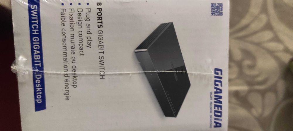 Modem 8 portas Gigamedia, novo na embalagem.