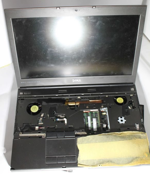 Dell Precision M4600 FullHD під відновлення