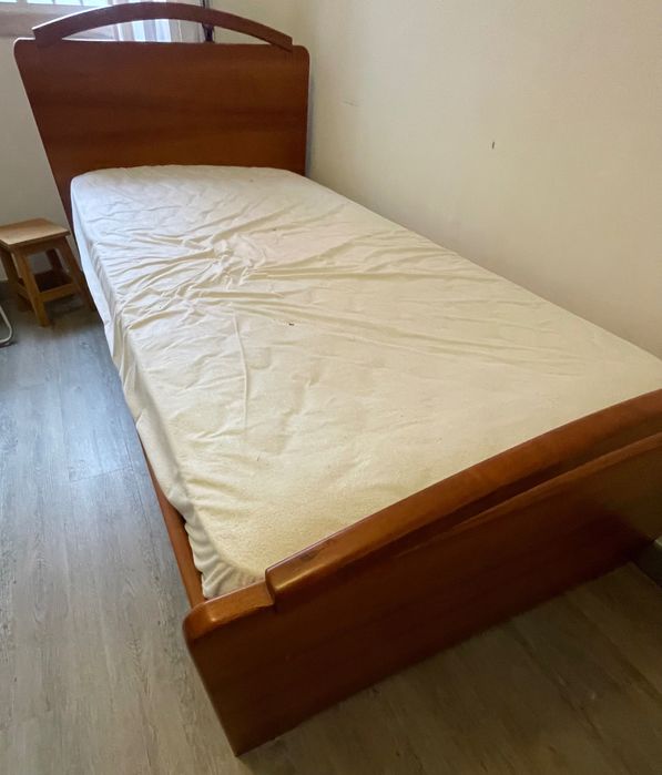 CAMA EM BOM PREÇO COM COLCHÃO
