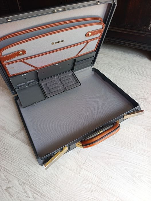 Walizka, neseser, aktówka Samsonite