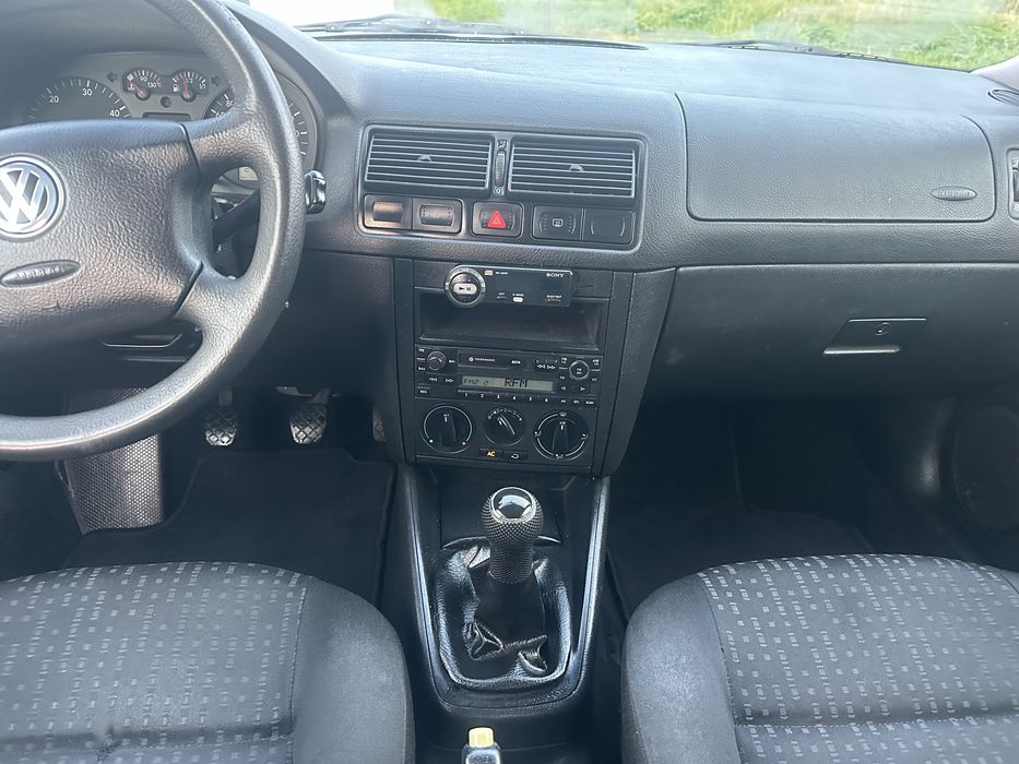 Volkswagen Golf 1.9 TDI Ar condicionado