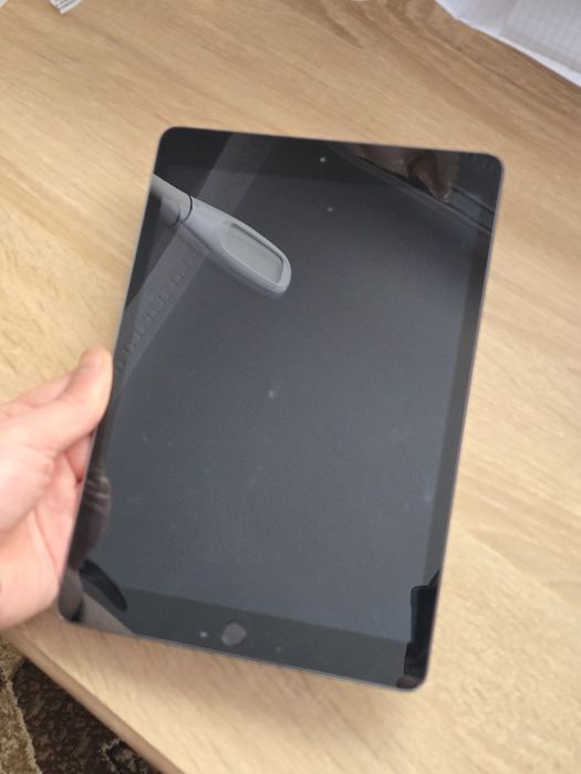 Ipad 7 128 gb акумулятор 96%