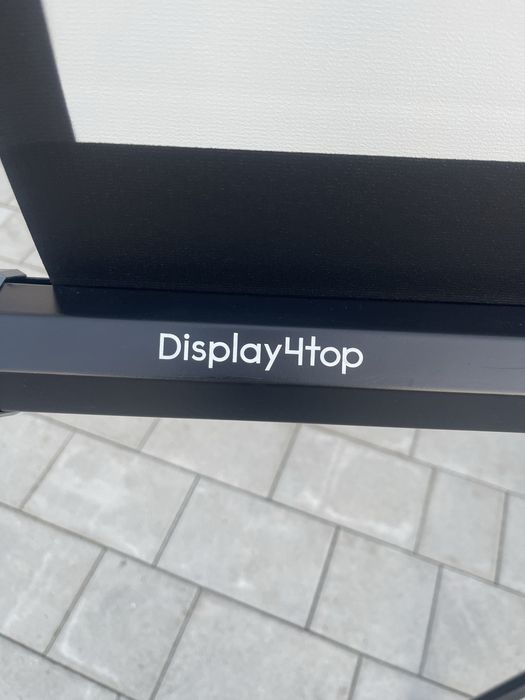 Мобільний екран для проектора Display4top 60" на тринозі (штативі)