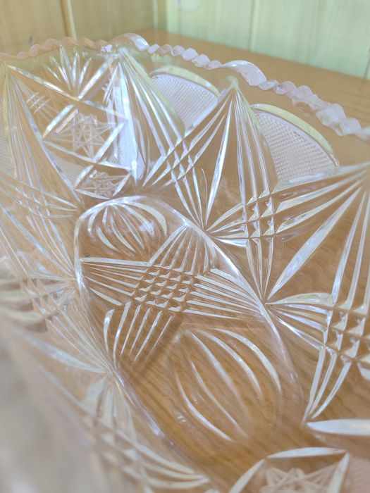 Кришталевий салатник, ладья