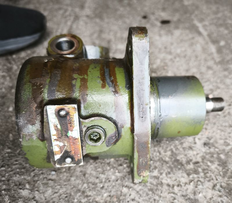 Насос кронштейн шків гідропідсилювача руля ГУР Еталон TATA ZF India
