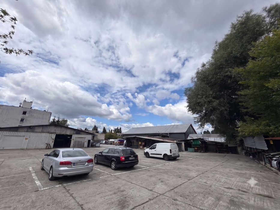 Kompleks komercyjno-przemysłowy ponad 2500 m² w Olsztynie
