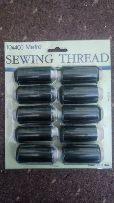 36 szpulek nici, nowe