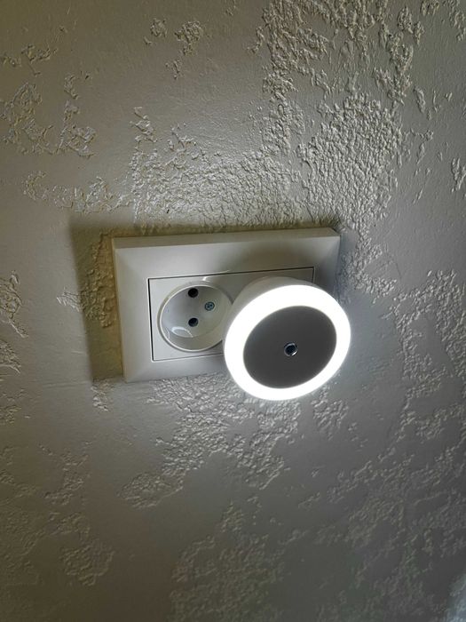 Подобово 1 поверх СВІТЛА посуточно квартира Слов'янськ