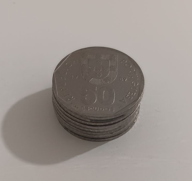 Lote Ref. 6: Moeda 50 escudos de 1989