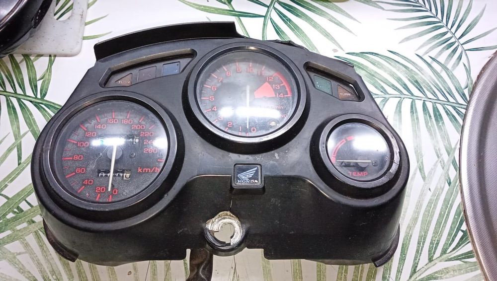 Licznik Honda CBR 600  pc19