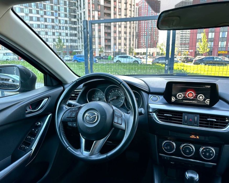 Продаж гарного авто Mazda 6