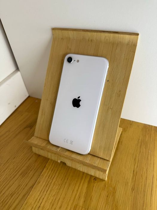 Iphone se 64gb на паролі #1338