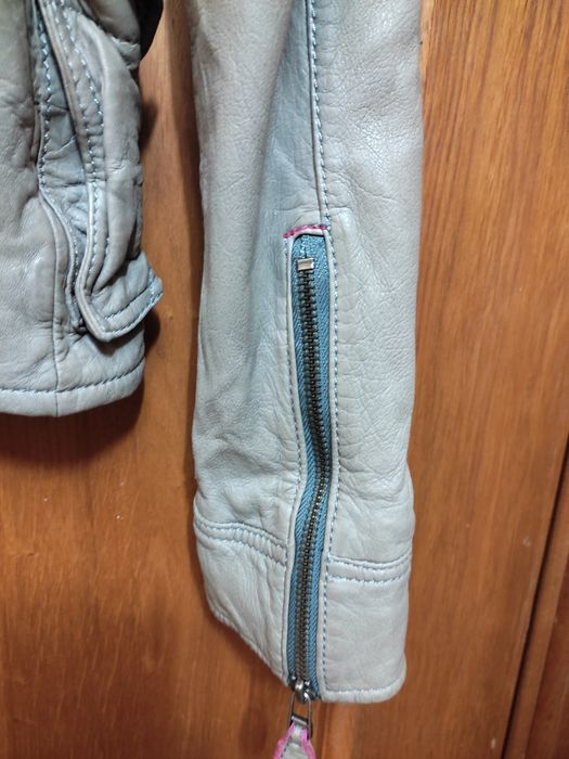 Модная кожаная Куртка/женская/розмір С-М