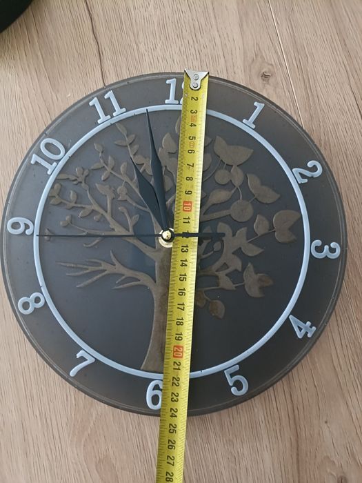 Zegar z żywicy epoksydowej niższa cena