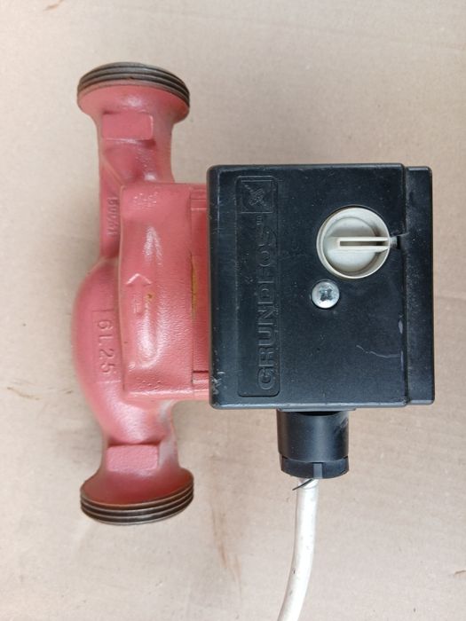 Pompa grundfos typ ups 25-40  180