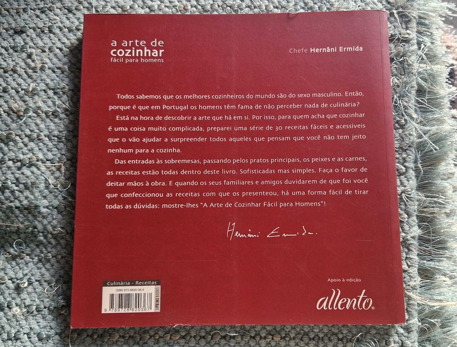 Livro "A Arte de Cozinhar, fácil para Homens), do chefe Hernâni Ermida