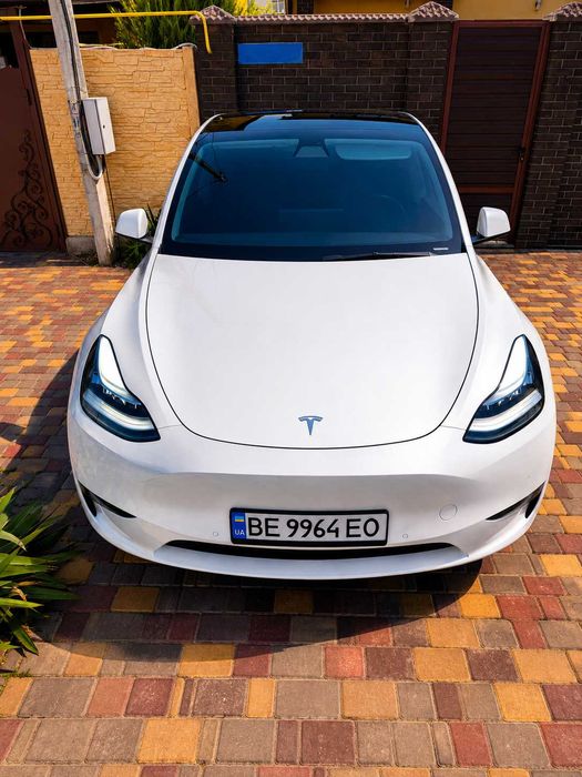 Tesla Model Y 2021