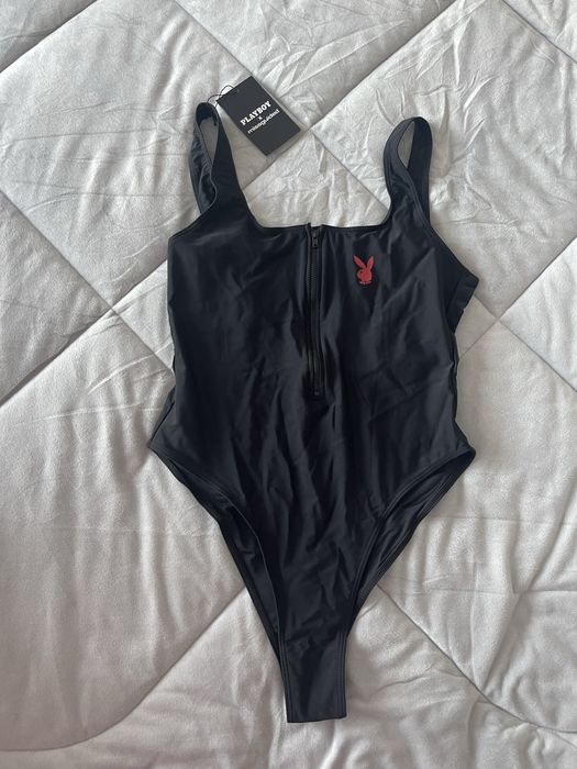 Купальник на L Playboy&Miissguided