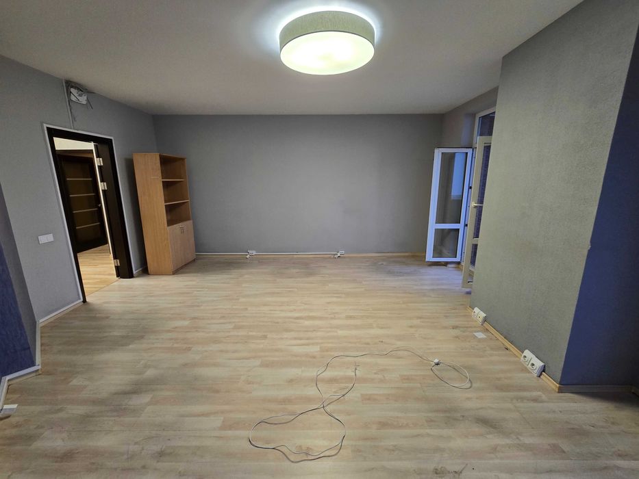 Вільна! Від власника! Продаж 4-к квартири вул. Раїси Окіпної 4. 5 пов.