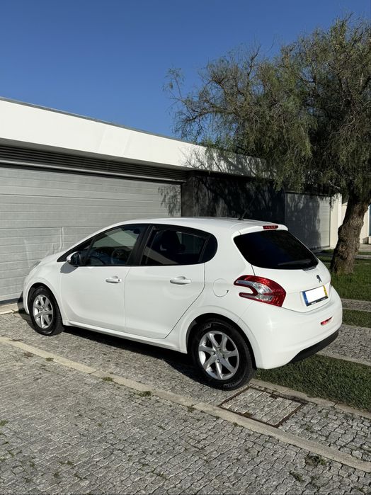 PEUGEOT 208 1.2 Allure - C/NOVO