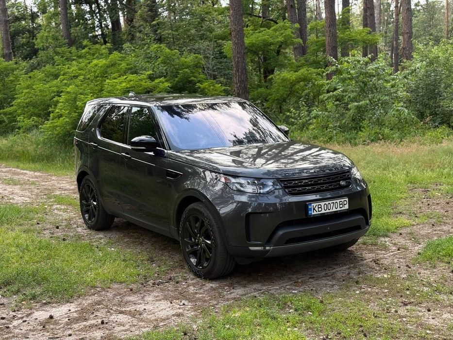 Land Rover Discovery 5