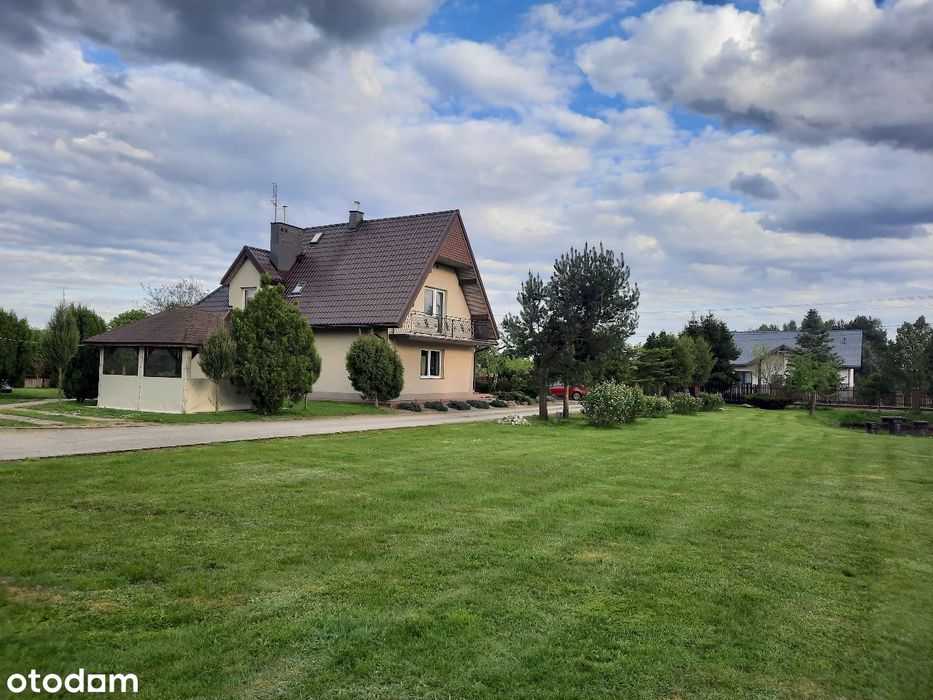 Kałduny (6 km od Bełchatowa). Dom wolnostojący