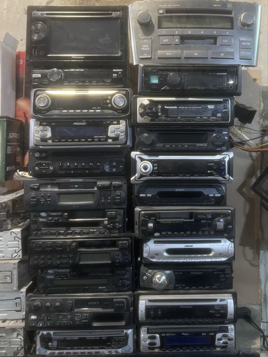 Продам Б/В автомагнітоли