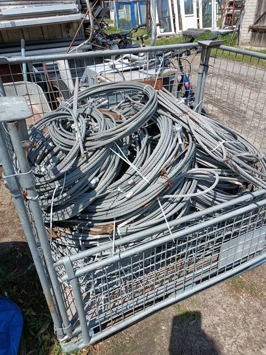 Lina stalowa wiązki rożne 10 zł za kg