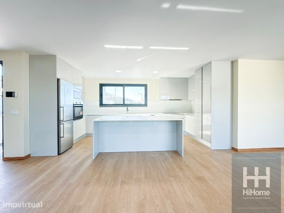 Apartamento T2 Novo com Vista Mar Edifício Bela Vista, Funchal