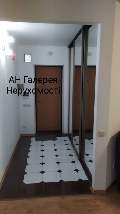 Продаж 3х кімнатної квартири по вул. О.Бідного